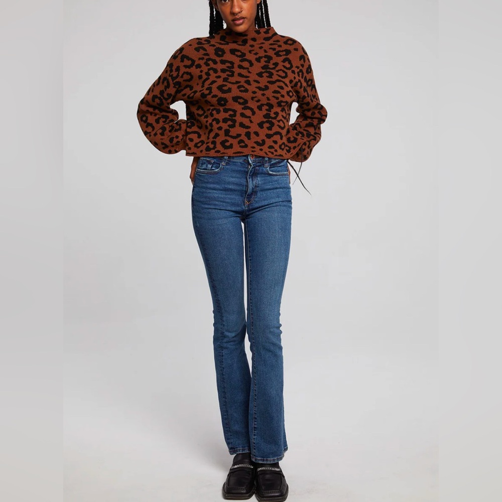 Chaser Willie Old Town Leopard Top